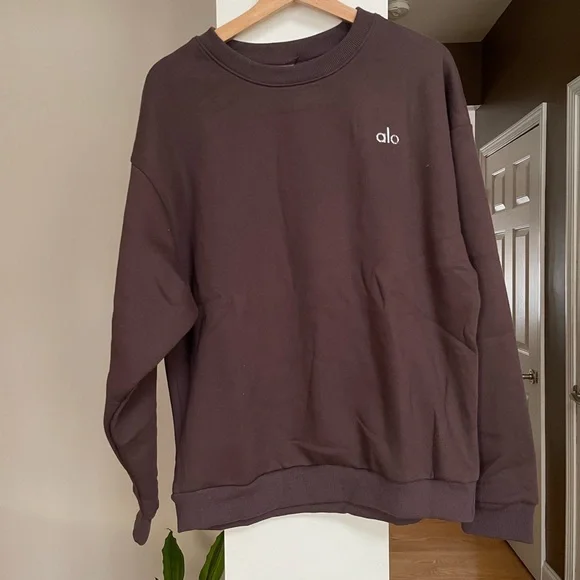 Alo Yoga Accolade Crew Neck Pullover - Picture 3 of 4